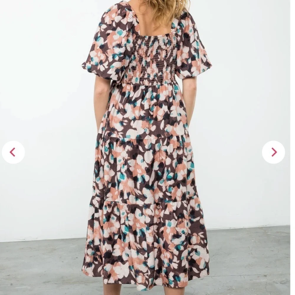 THML Puff Sleeve Flower Print Smocked Midi Dress Size Medium EUC